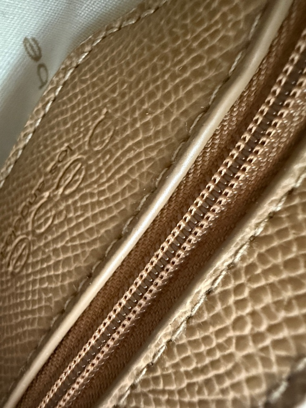 Tan Leilani monogram Signature Pattern Gold Chain Shoulder Bag - Picture 10 of 17